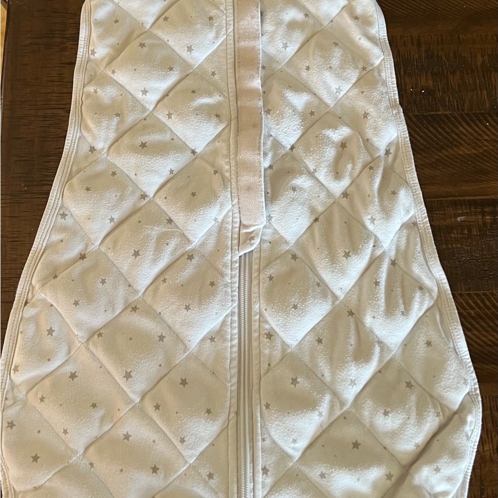 Dream Land Weighted White Baby Swaddle